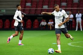 一直备受关 一直备受关